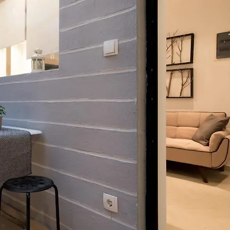 Cutest White-tower With A Private Patio * Thessaloniki
